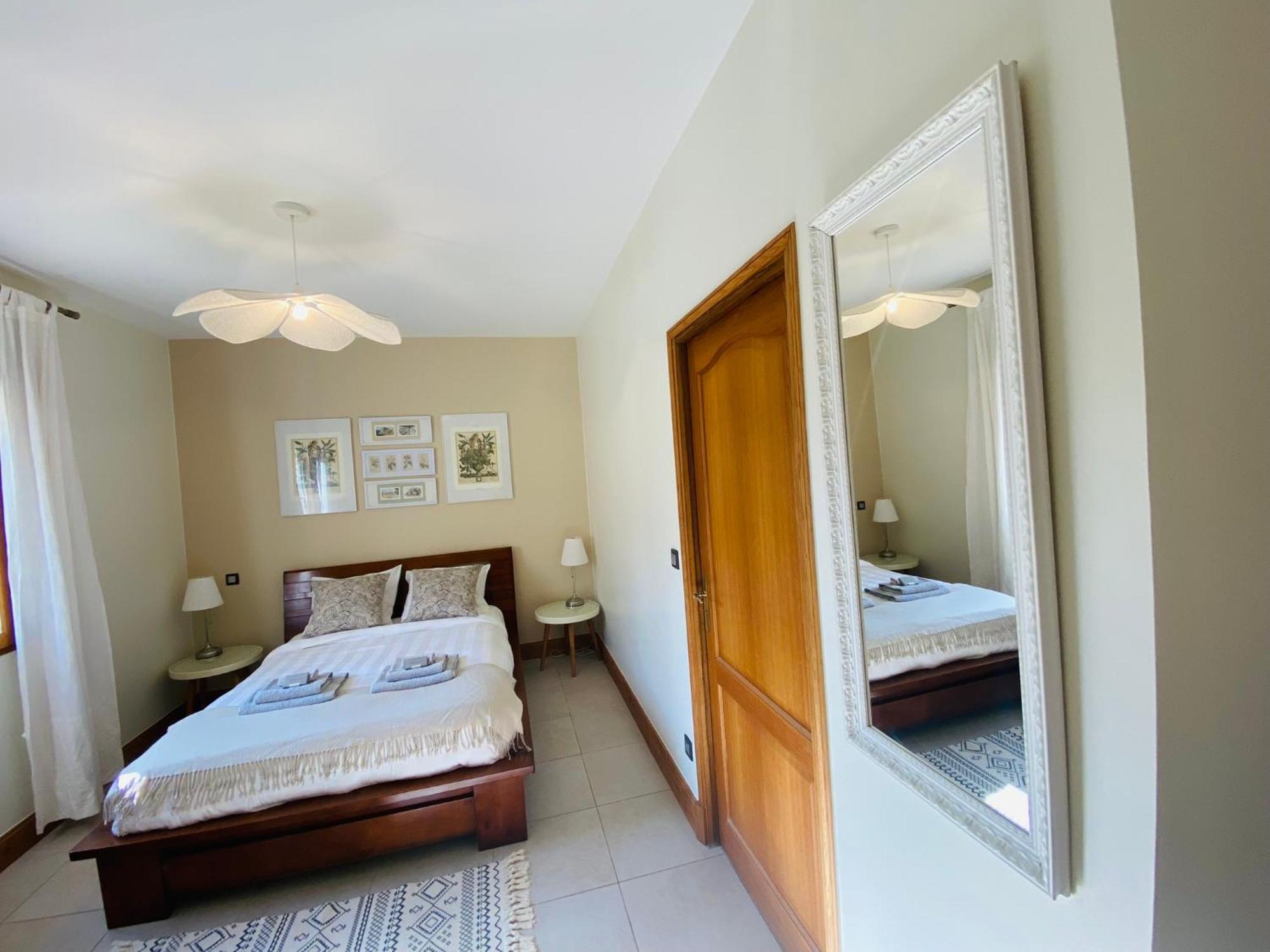 Le Hibou Heureux Bed & Breakfast Bézenac Dış mekan fotoğraf