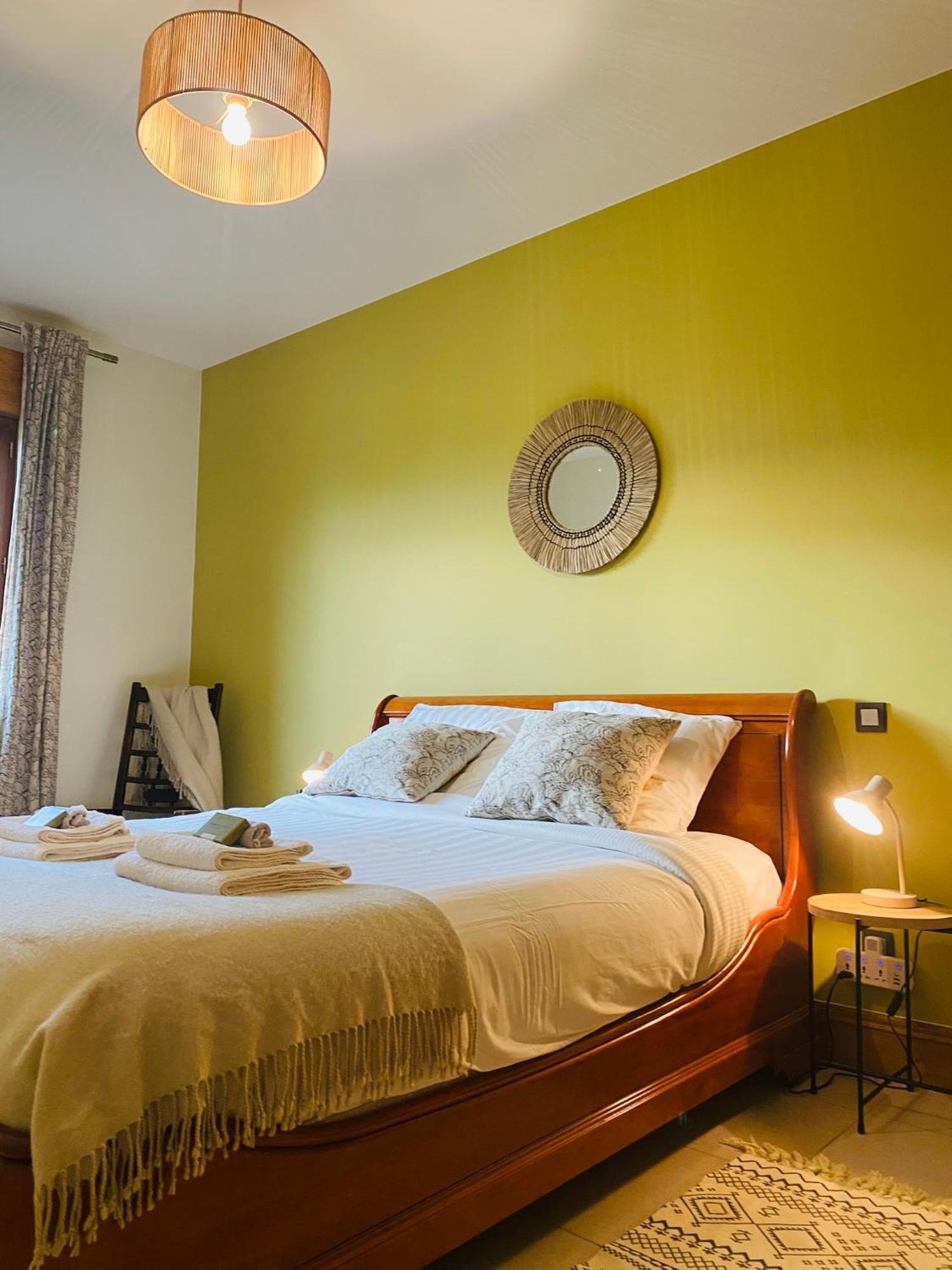 Le Hibou Heureux Bed & Breakfast Bézenac Dış mekan fotoğraf